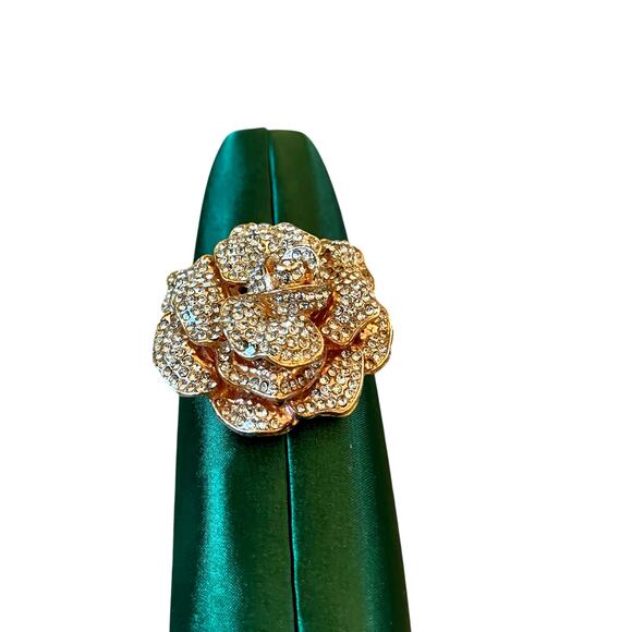 Natasha Crystal Green Satin Evening Clutch Gold Rhinestone Floral Detail New - Picture 12 of 16